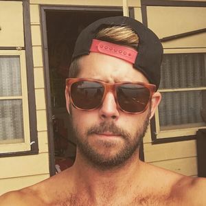 Meet your Posher, Sam